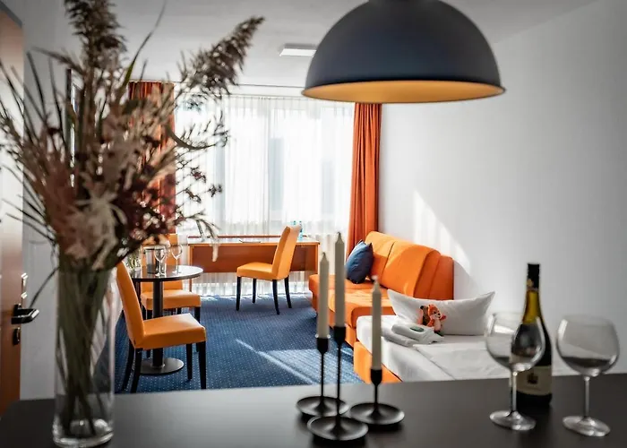 Achat Altstadt Отель