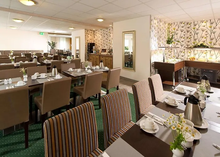 Achat Altstadt Отель 3*