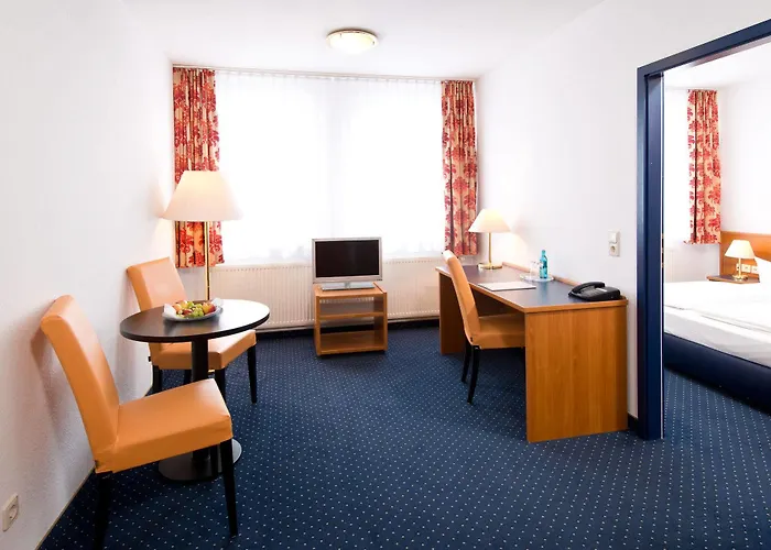 Отель Achat Altstadt 3*